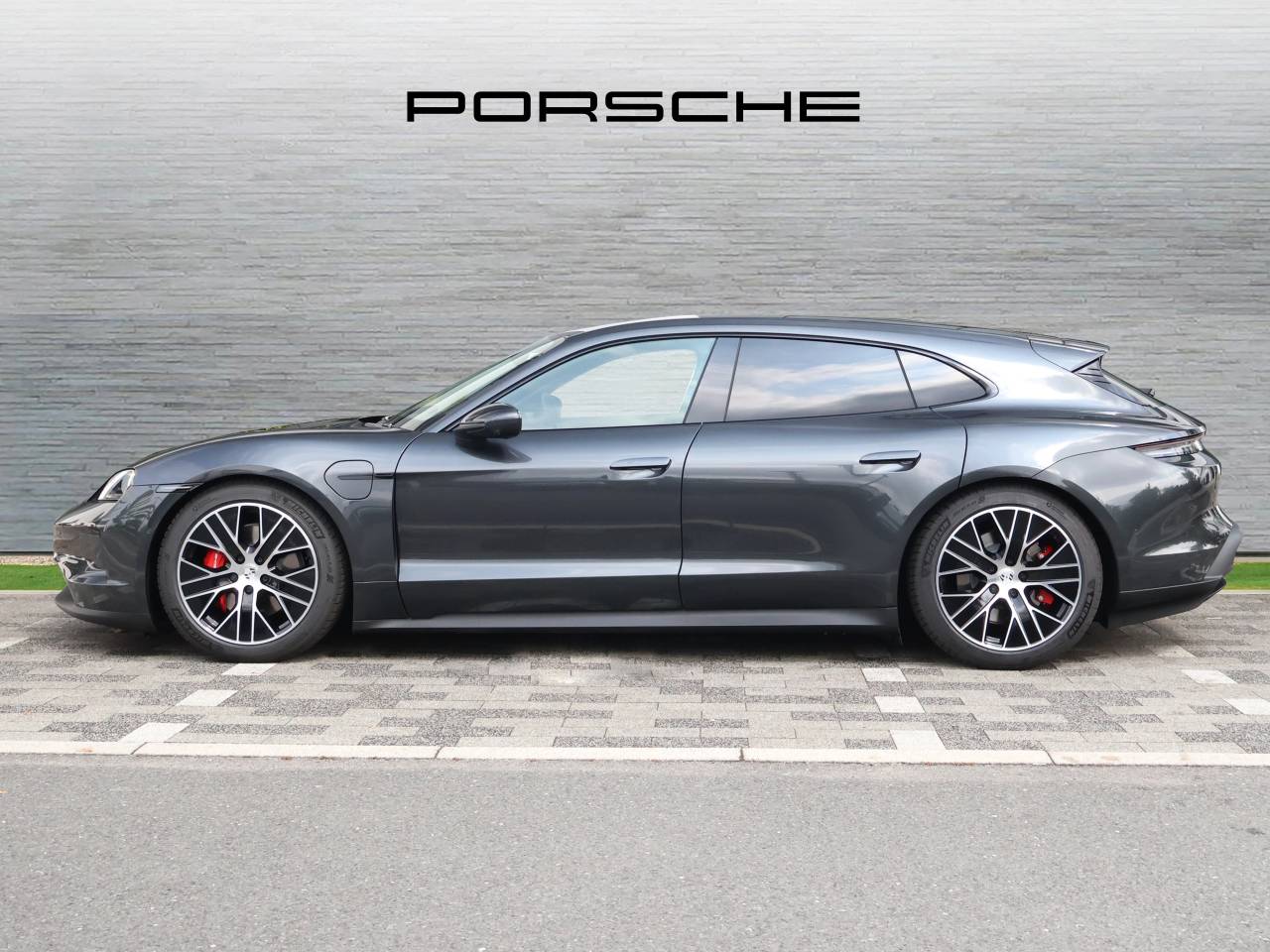 Taycan 4S SPORT TURISMO (3) image 05