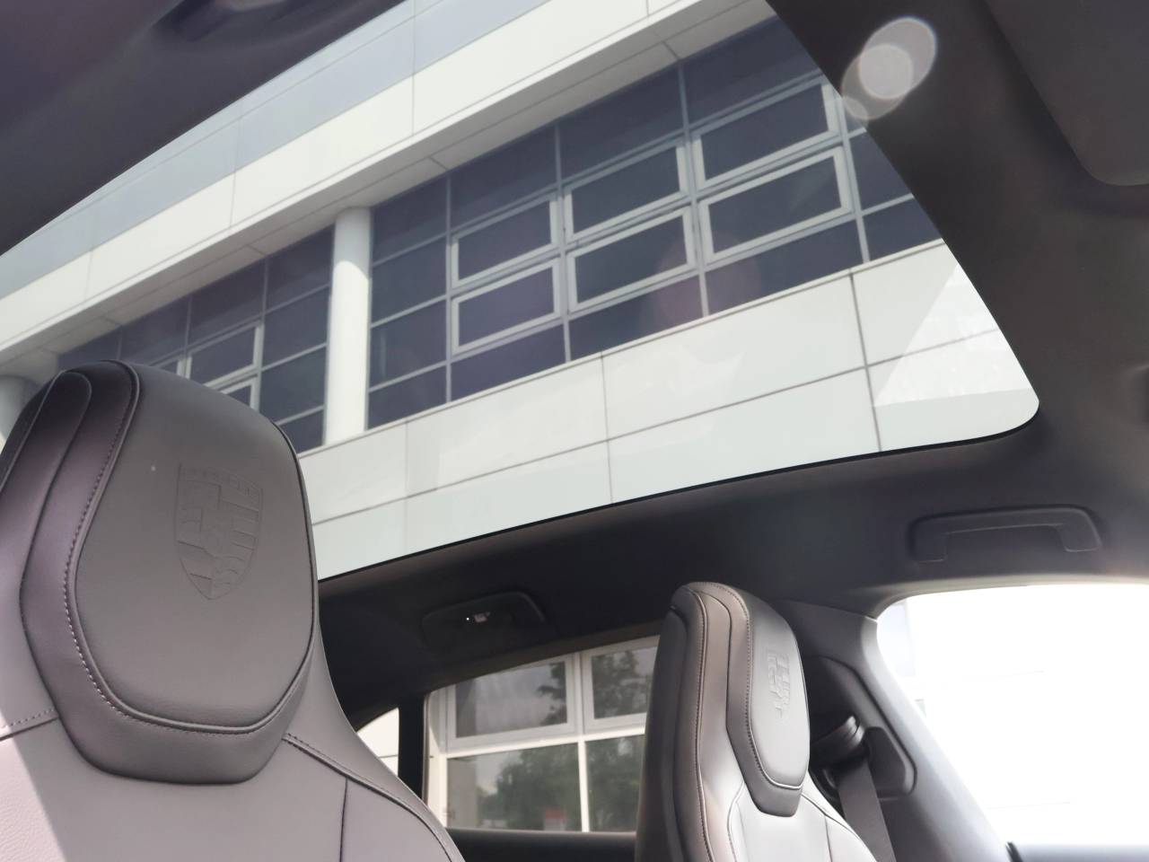 Taycan 4S SPORT TURISMO (3) image 21