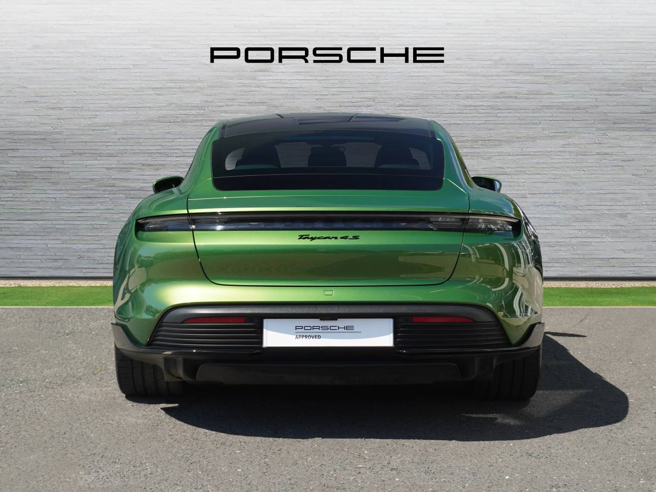 Taycan 4S (93KWH) (10) image 11