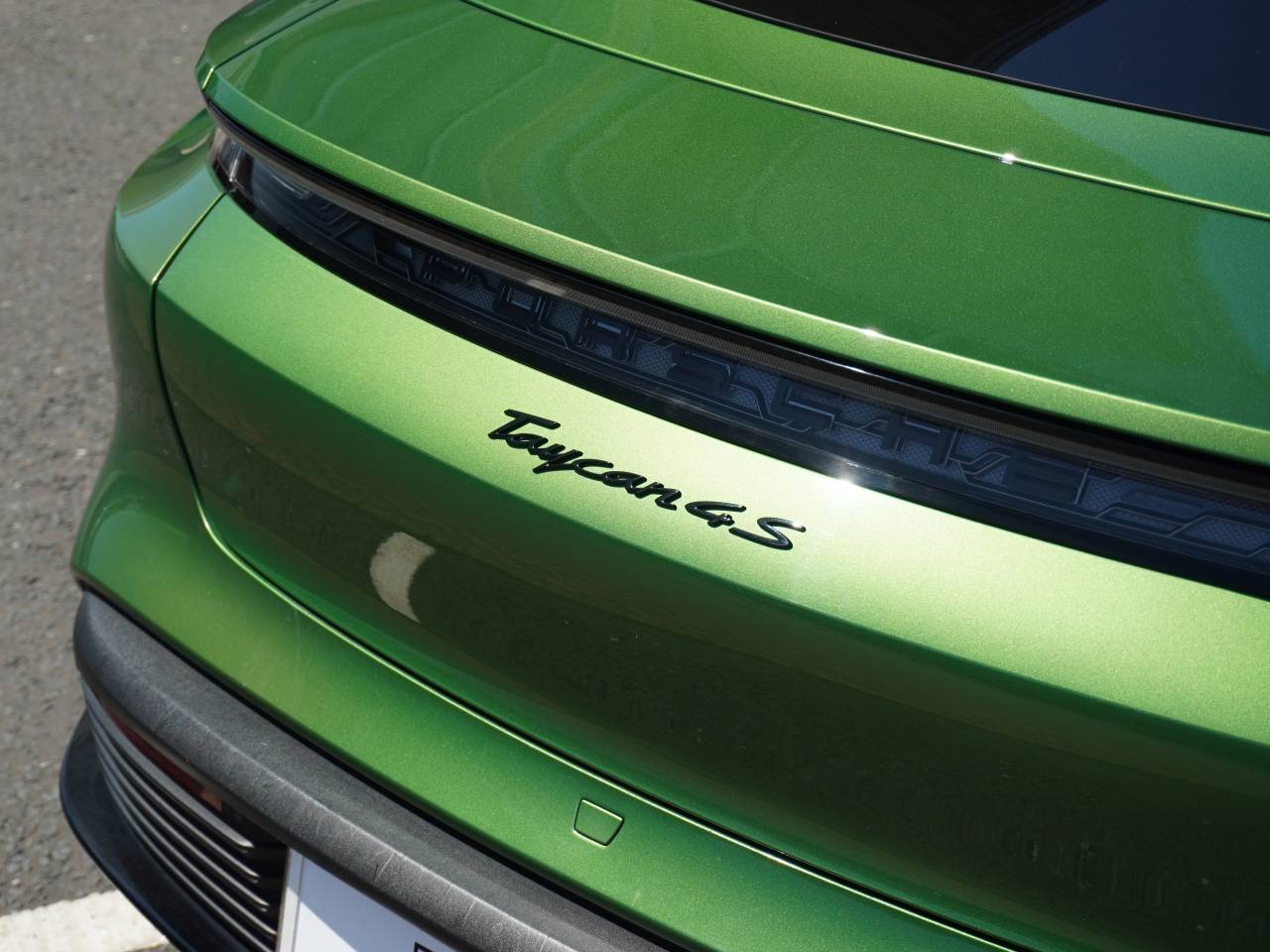 Taycan 4S (93KWH) (10) image 40