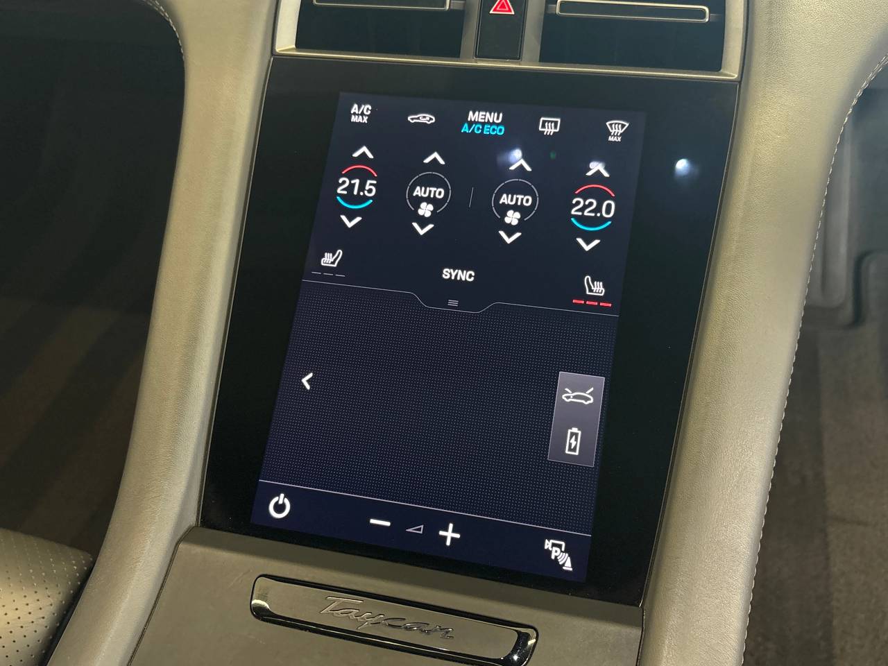 Taycan TURBO S 93KWH (2) image 25