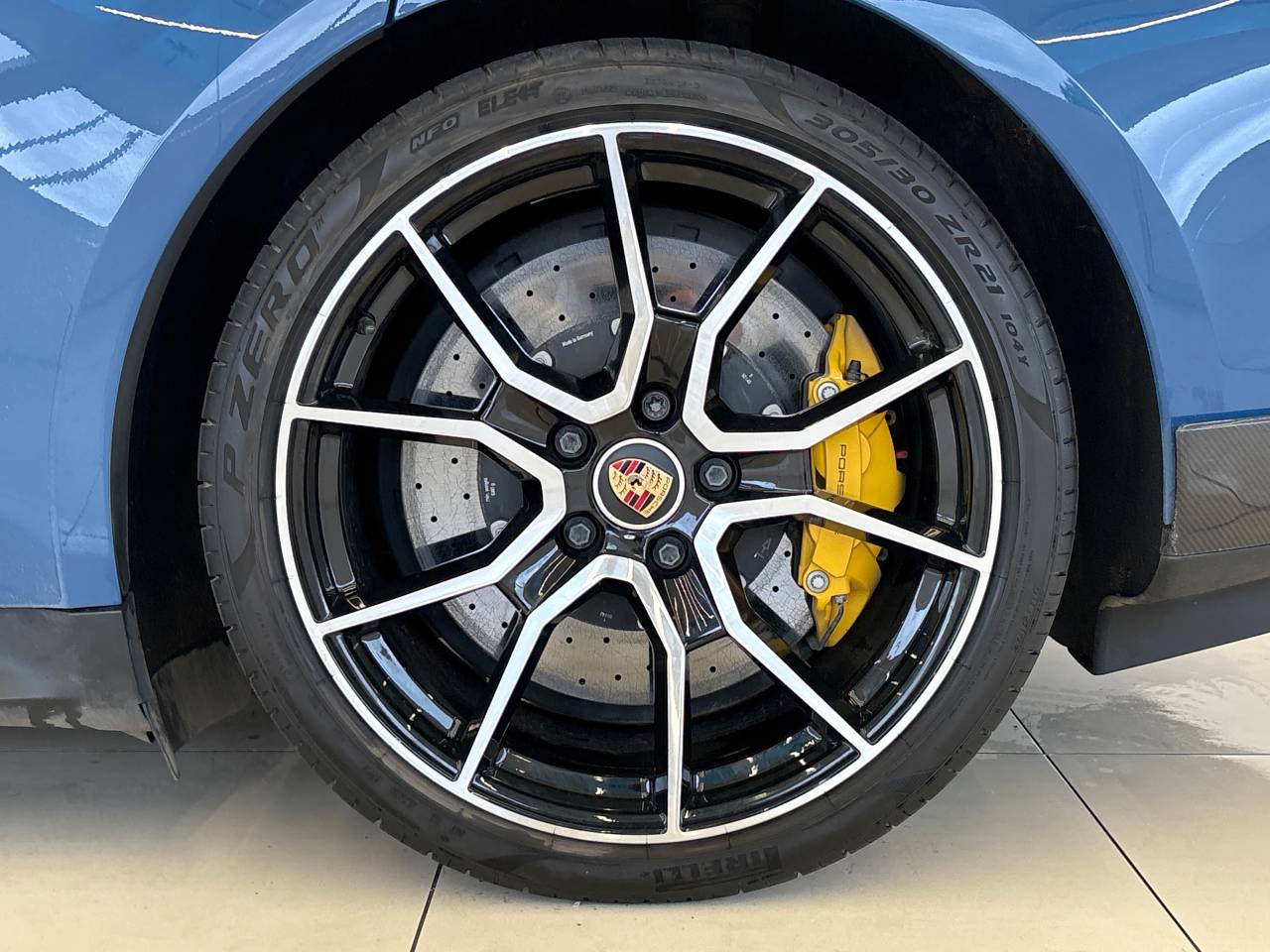 Taycan TURBO S 93KWH (2) image 18