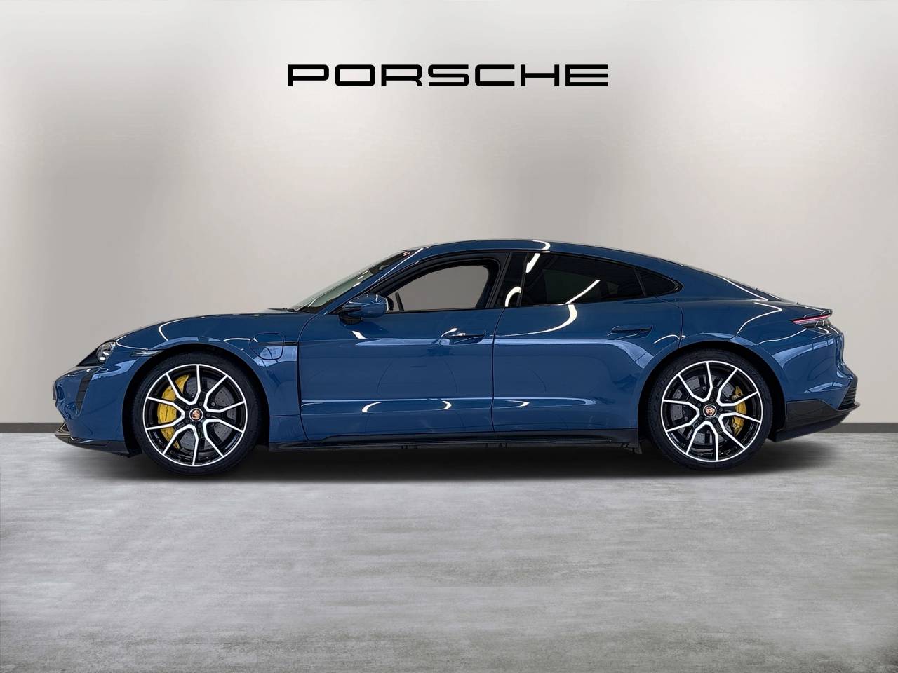 Taycan TURBO S 93KWH (2) image 08
