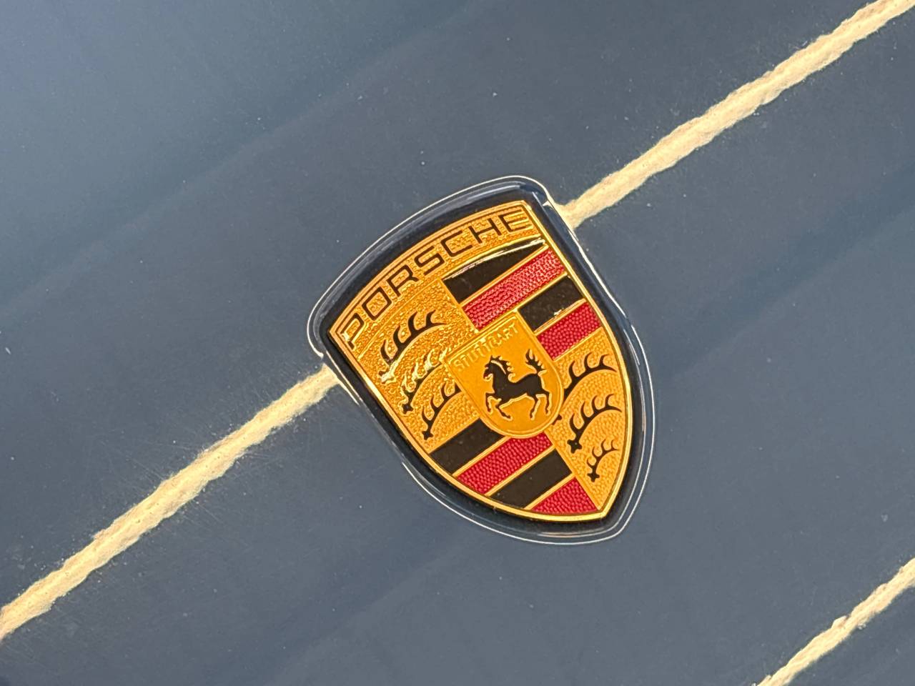 Taycan TURBO S 93KWH (2) image 16