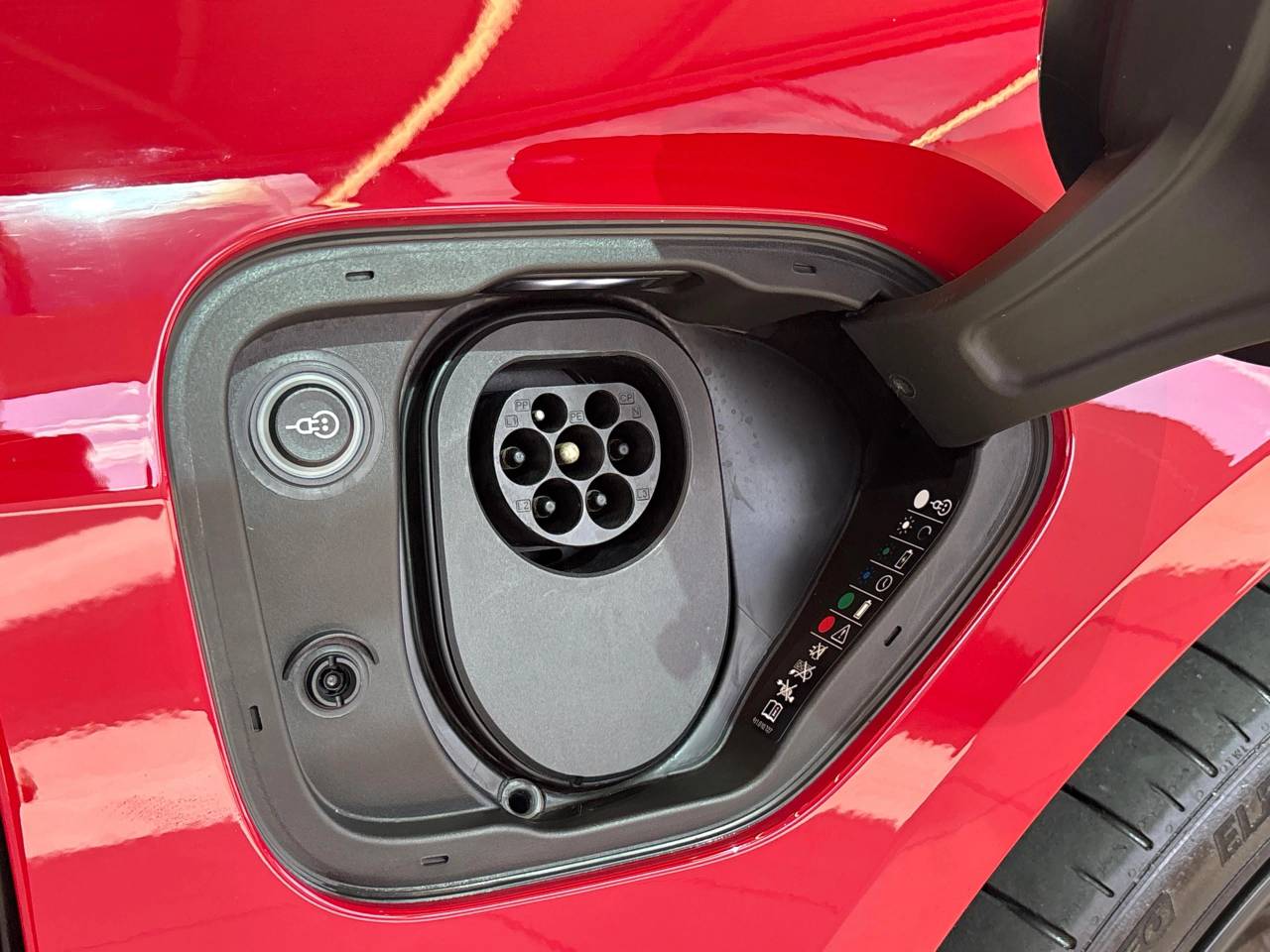 Taycan GTS SPORT TURISMO (4) image 19