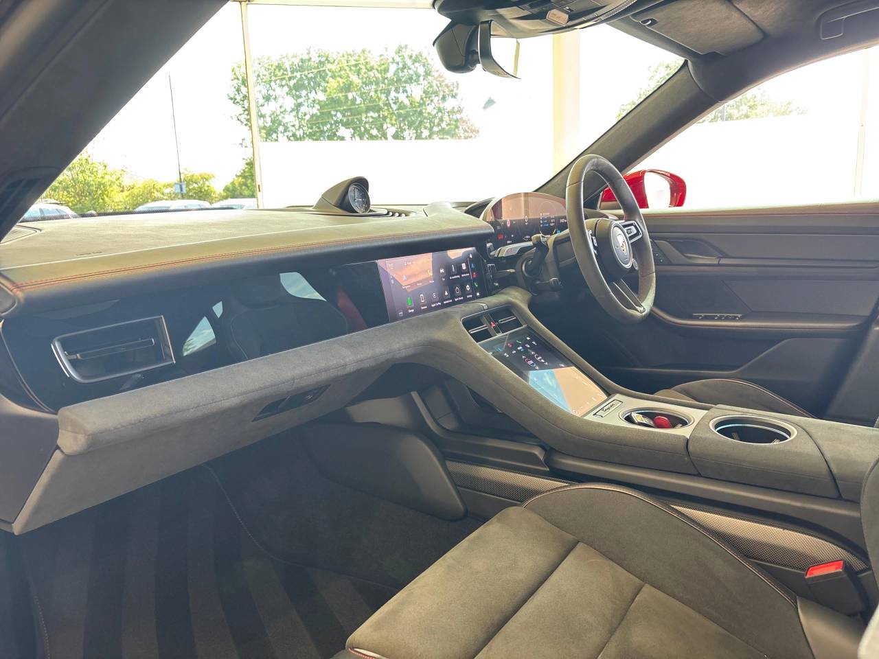 Taycan GTS SPORT TURISMO (4) image 25