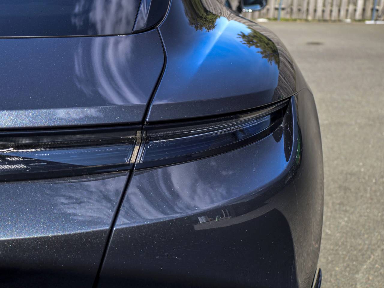 Taycan TURBO S SPORT TURISMO image 09