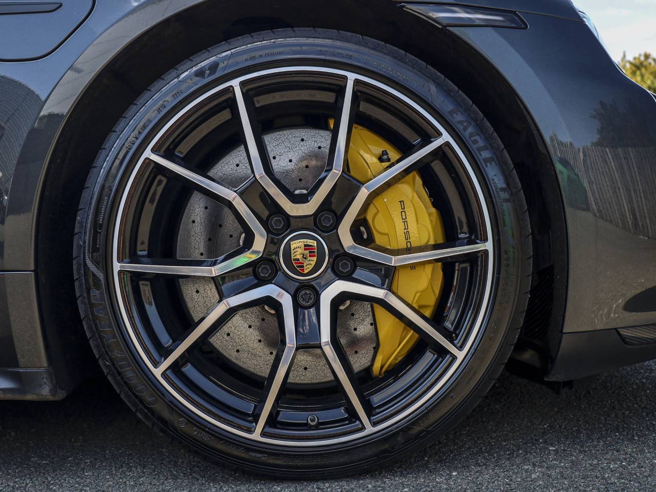 Taycan TURBO S SPORT TURISMO image 34