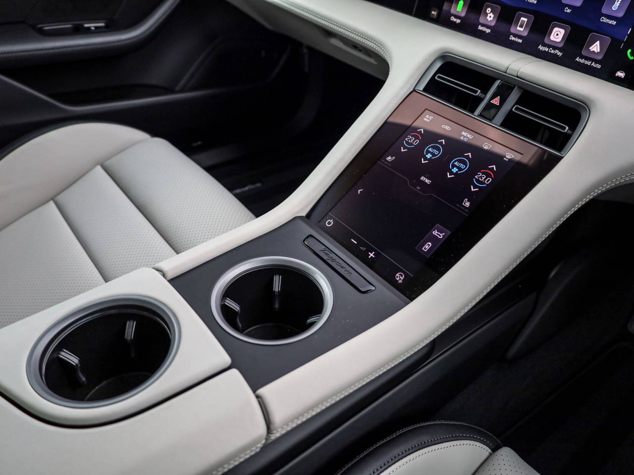 Taycan 4S CROSS TURISMO (29) image 22