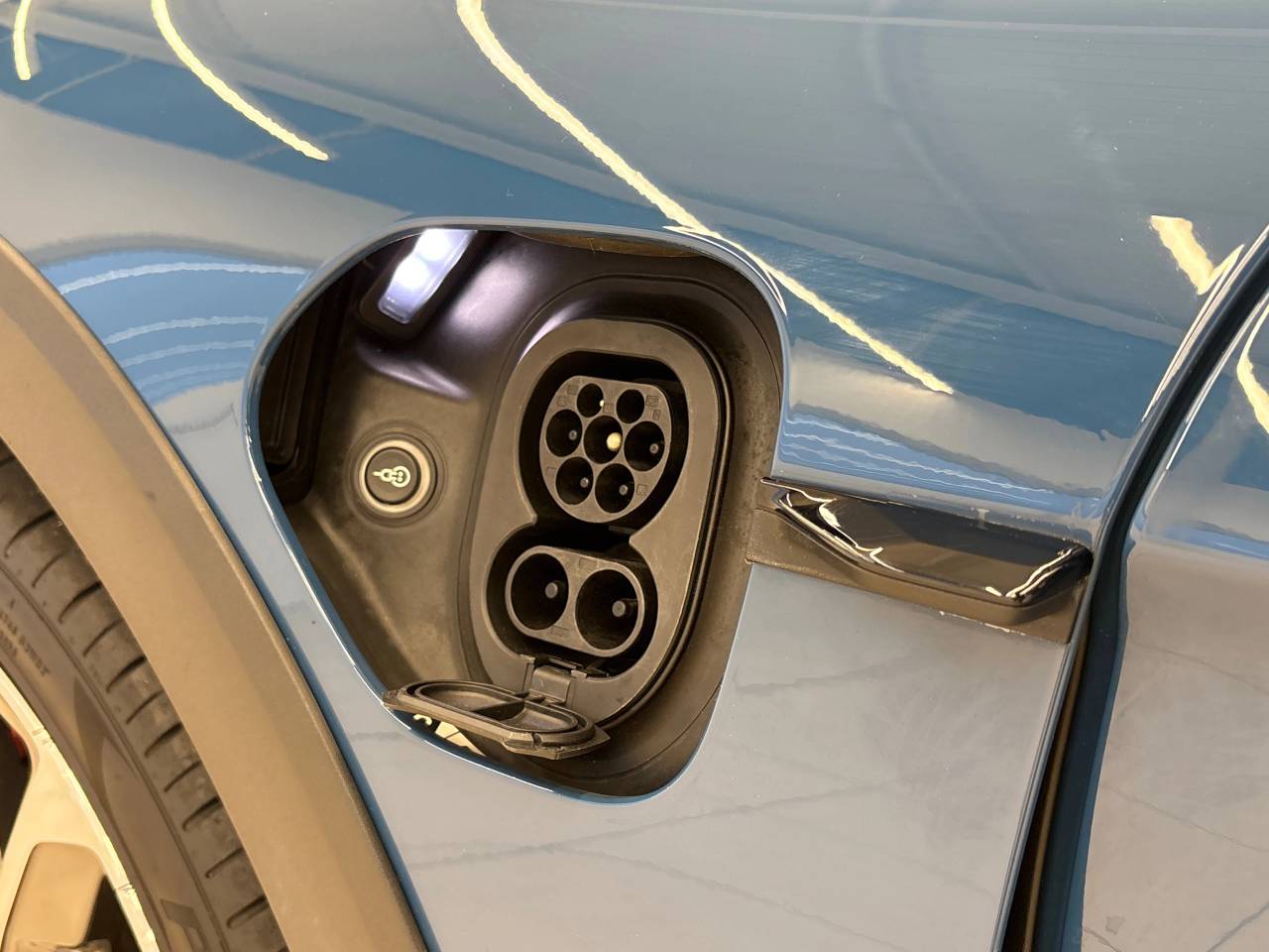 Taycan 4S CROSS TURISMO (8) image 20