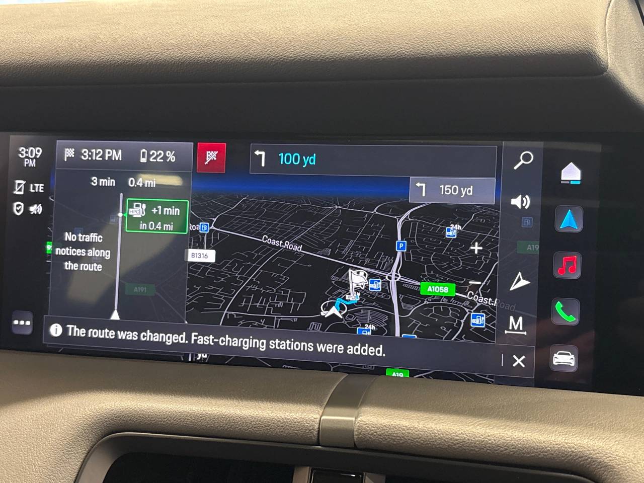 Taycan 4S CROSS TURISMO (8) image 30