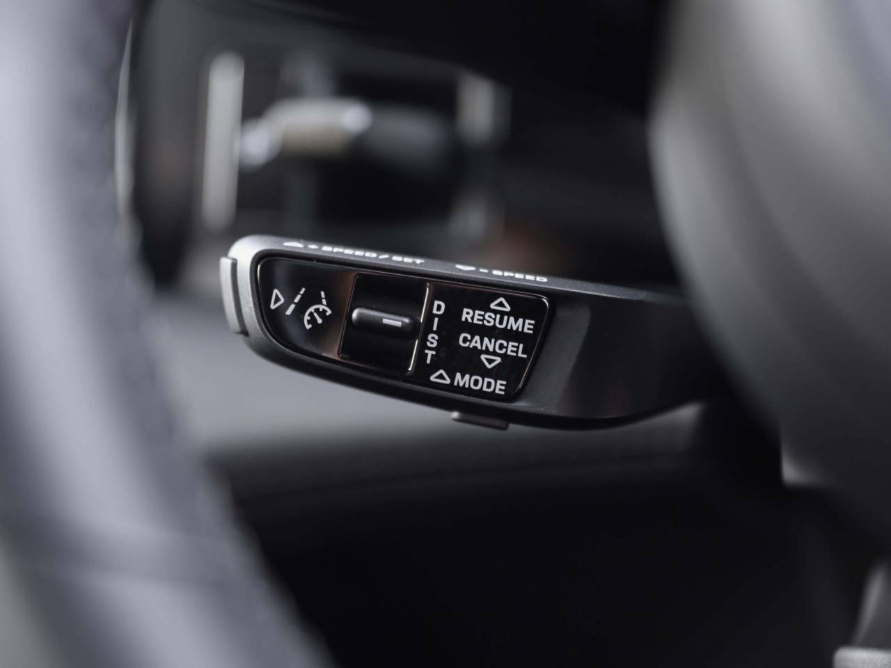 Taycan 4S CROSS TURISMO (2) image 19