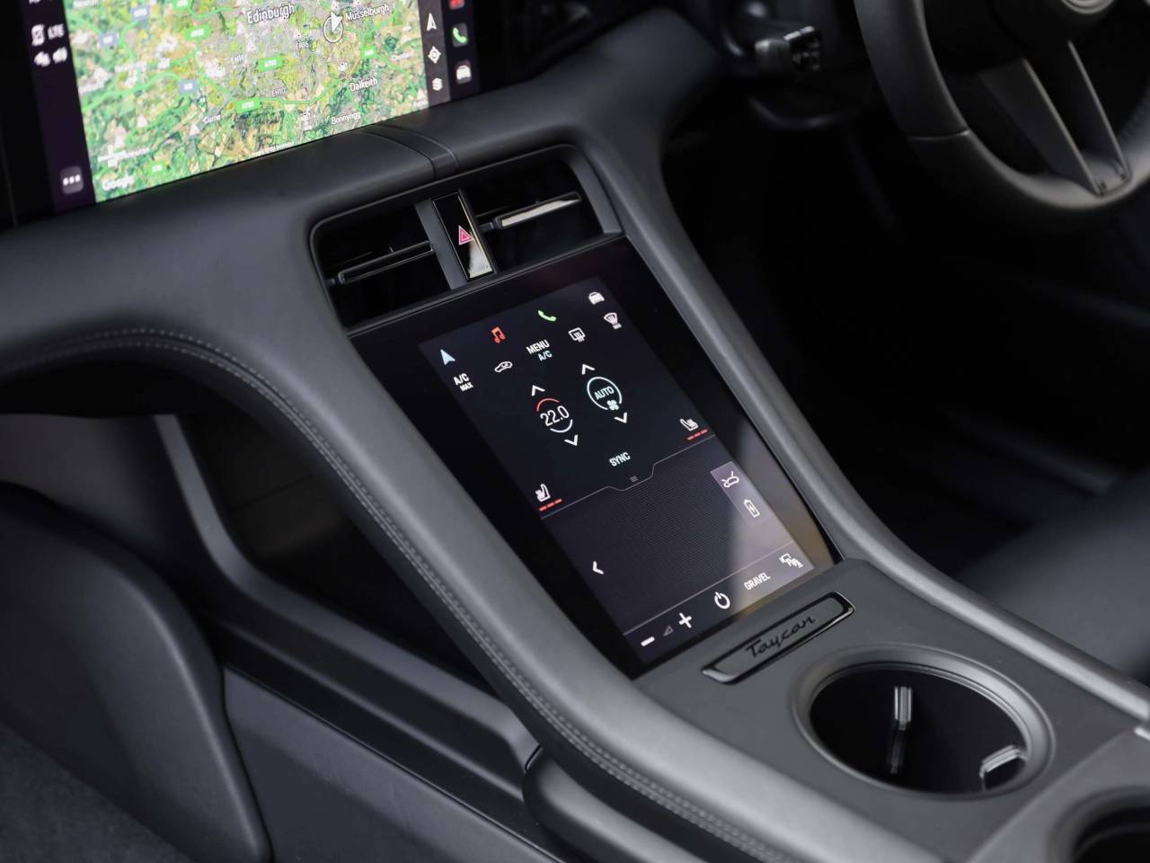 Taycan 4S CROSS TURISMO (2) image 24