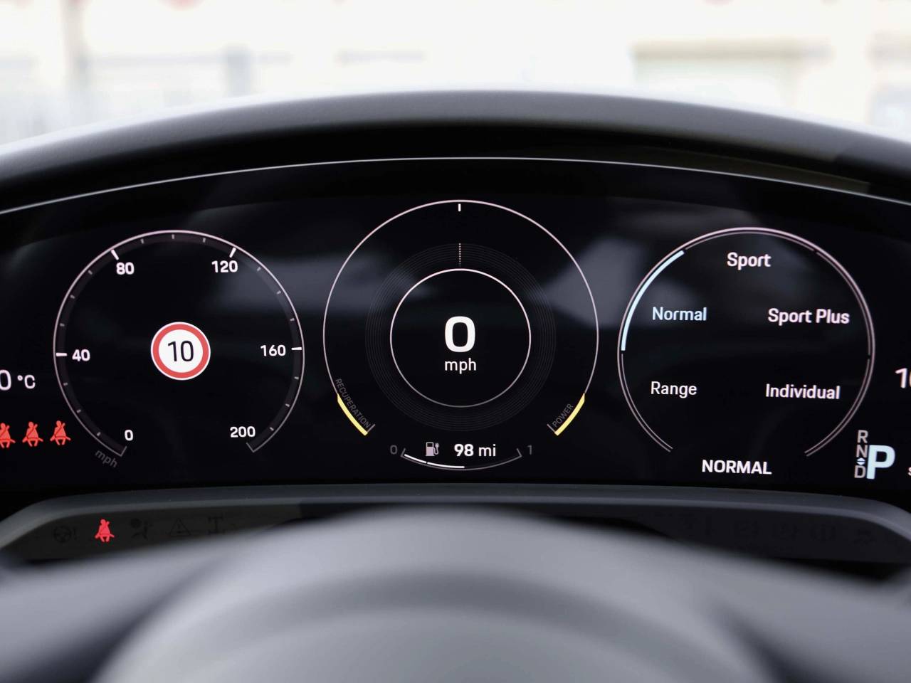 Taycan 4S CROSS TURISMO (2) image 16