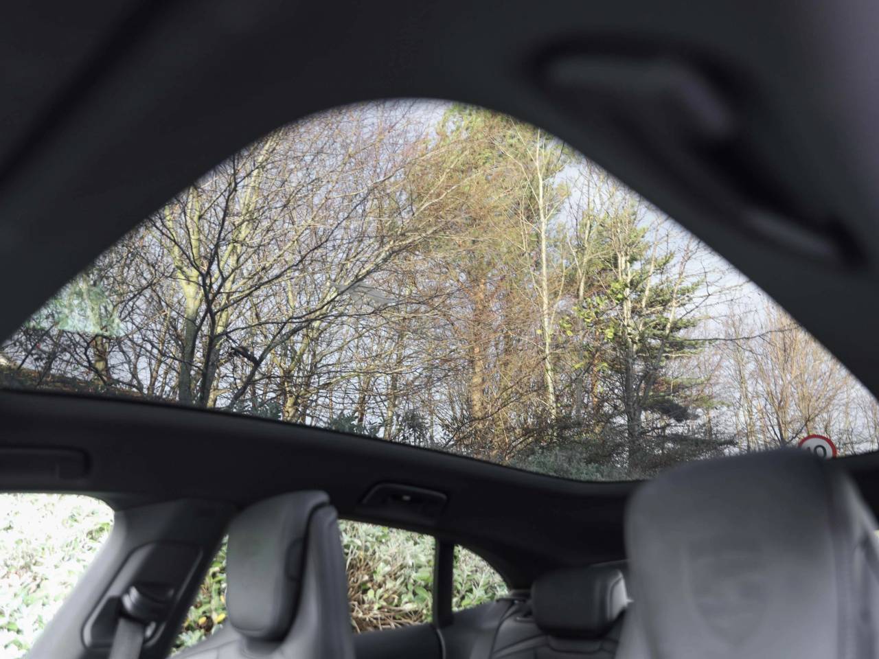 Taycan 4S CROSS TURISMO (2) image 08