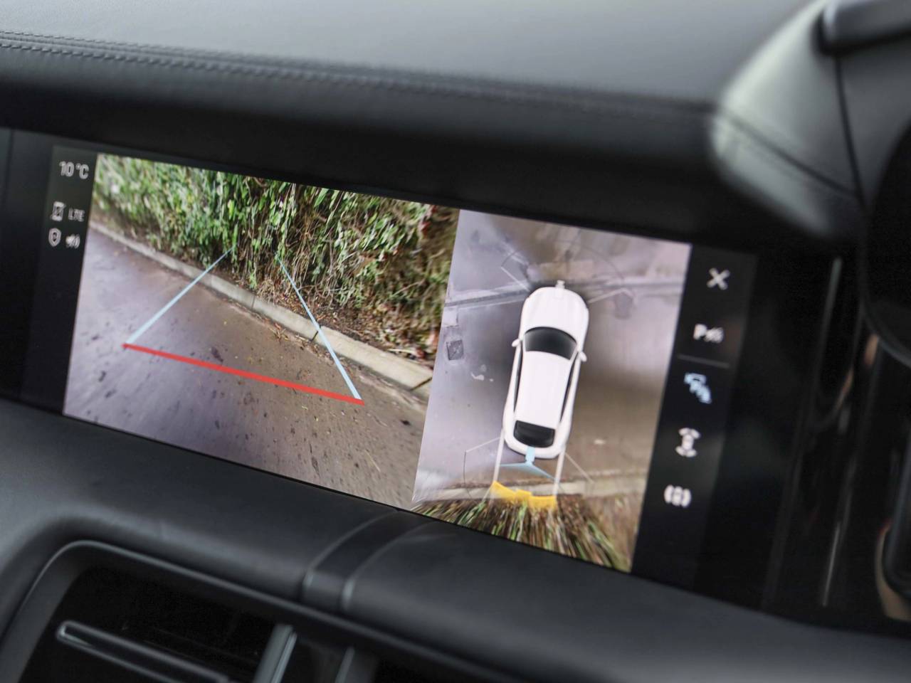 Taycan 4S CROSS TURISMO (2) image 23