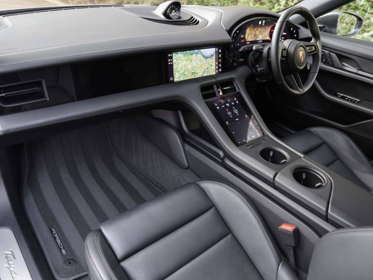 Taycan 4S CROSS TURISMO (2) image 07