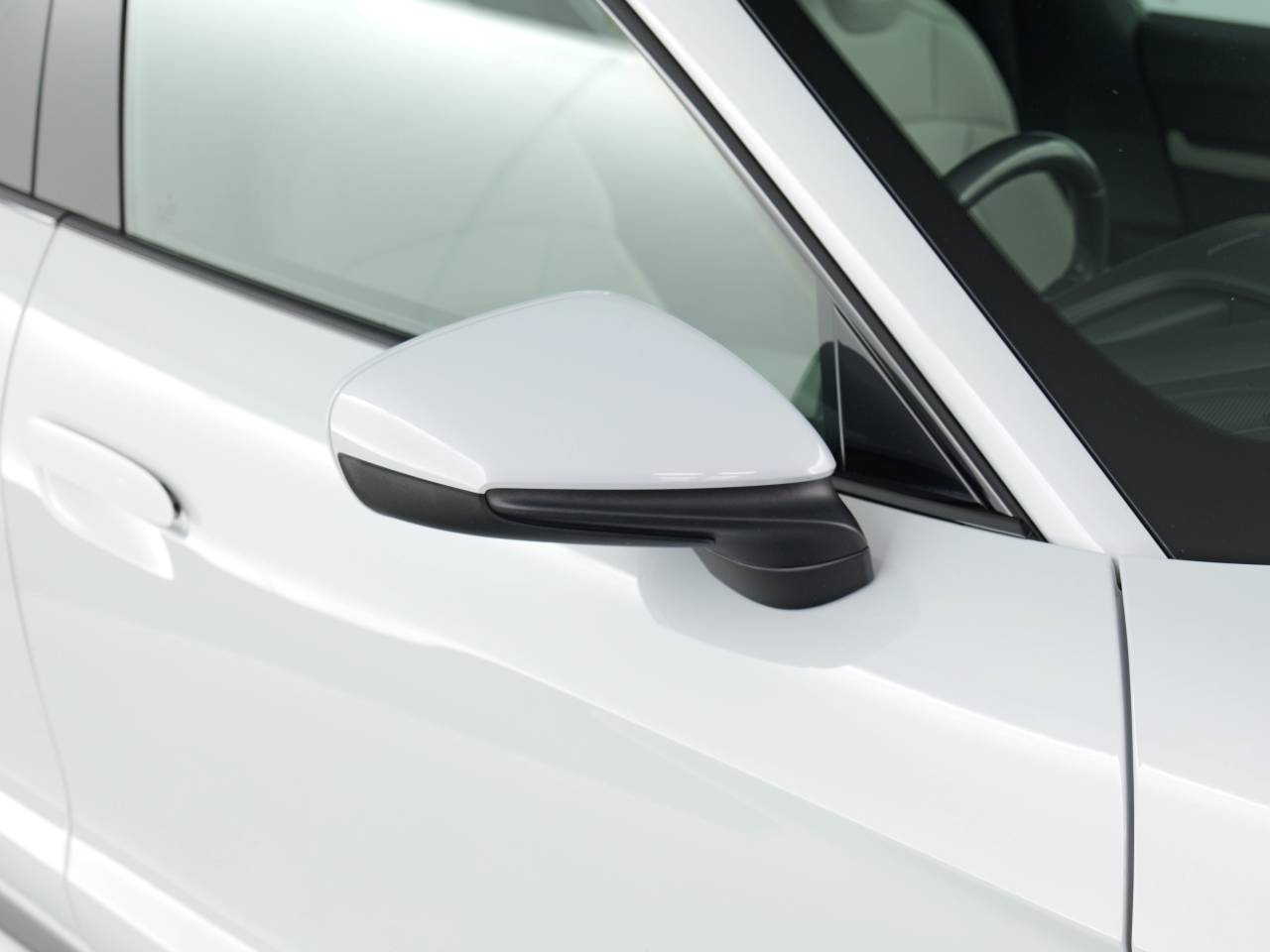 Taycan 4S CROSS TURISMO (23) image 12