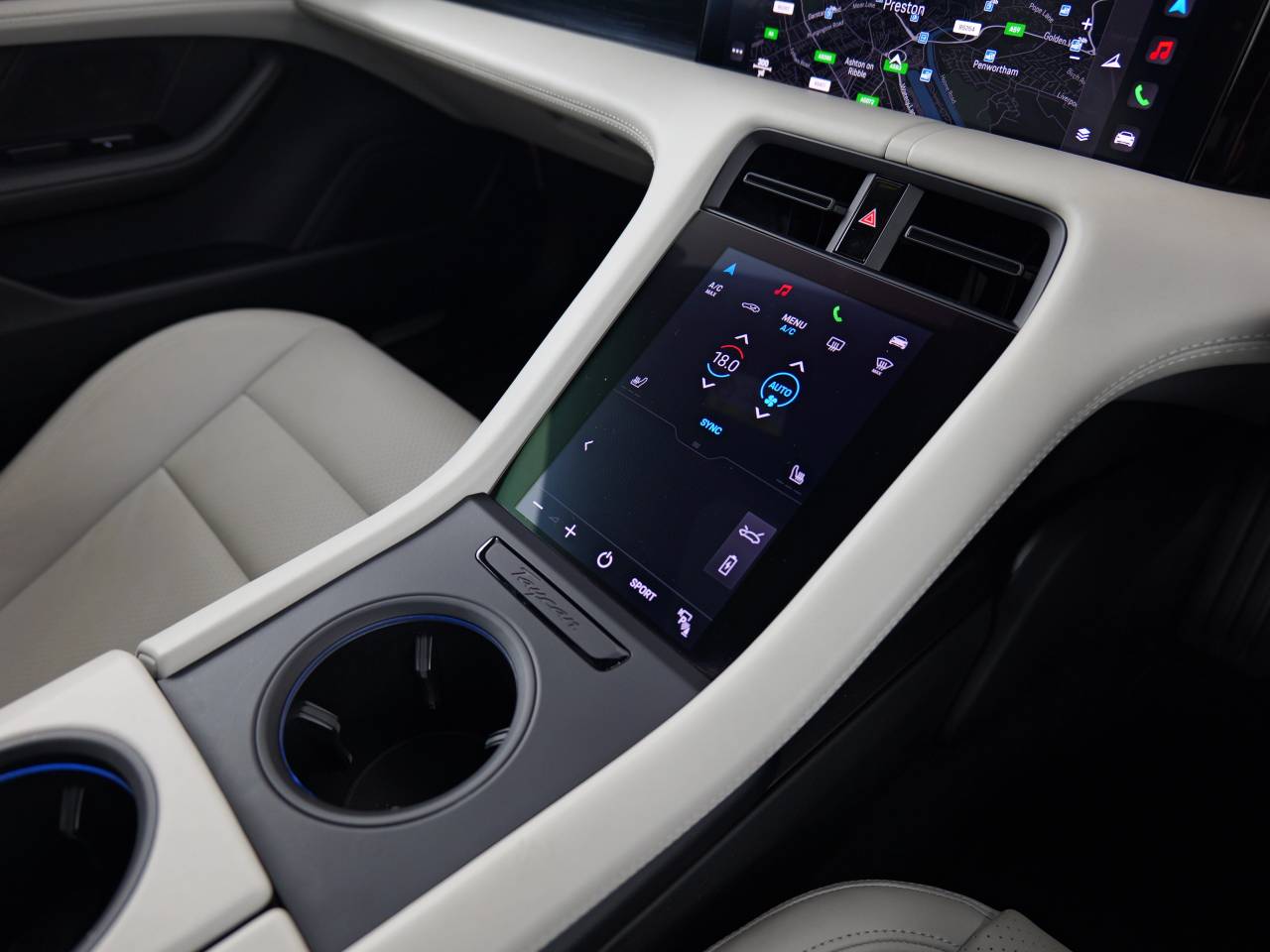 Taycan 4S CROSS TURISMO (23) image 30