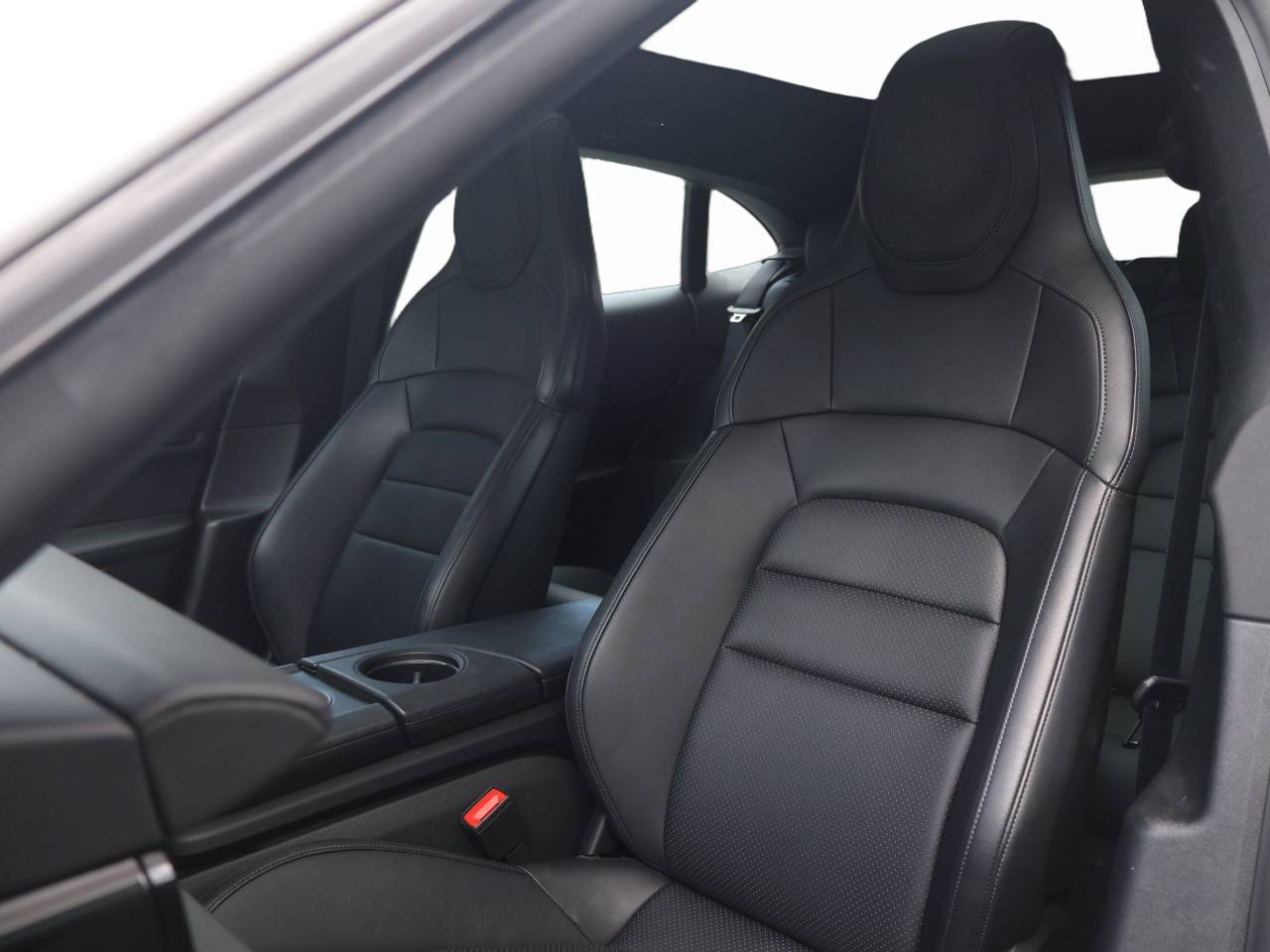 Taycan 4S CROSS TURISMO (13) image 05