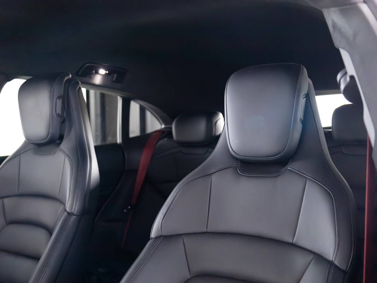 Taycan GTS SPORT TURISMO (4) image 15