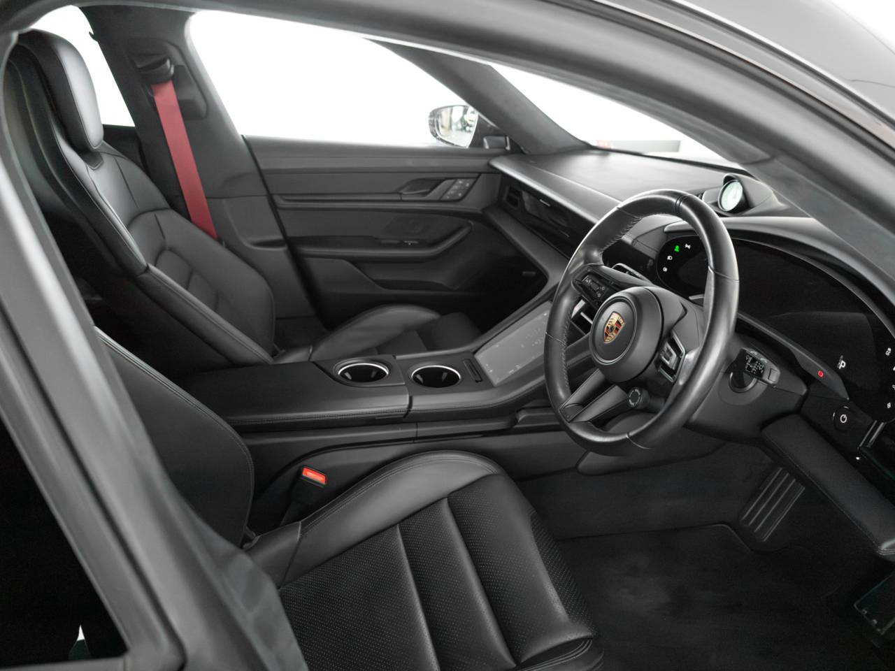 Taycan GTS SPORT TURISMO (4) image 40