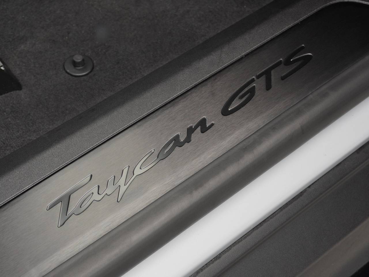 Taycan GTS (2) image 53