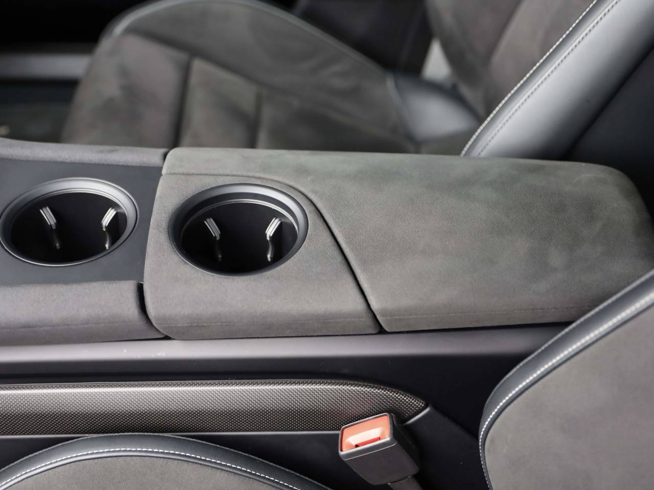Taycan GTS SPORT TURISMO (10) image 32