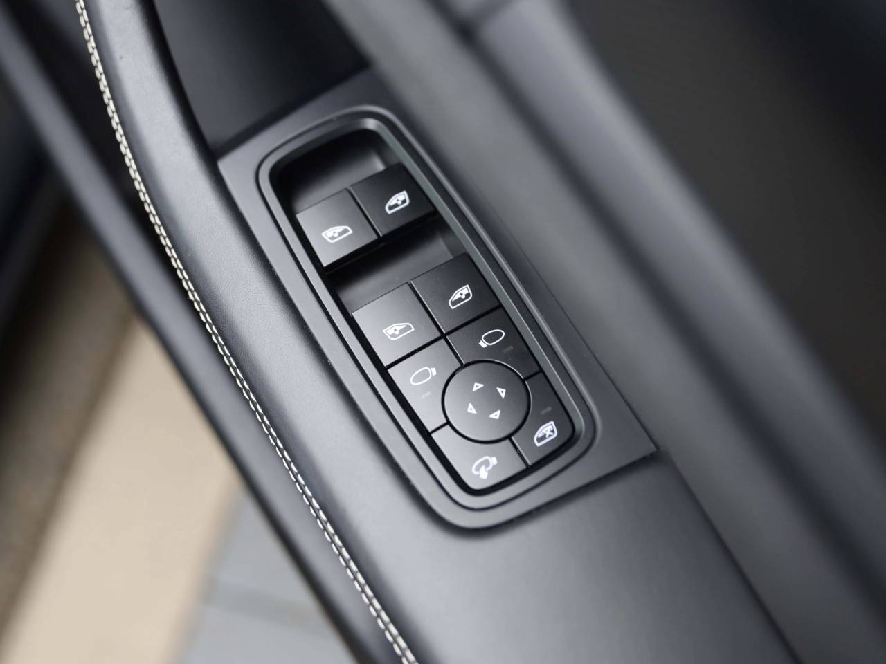 Taycan GTS SPORT TURISMO (10) image 26