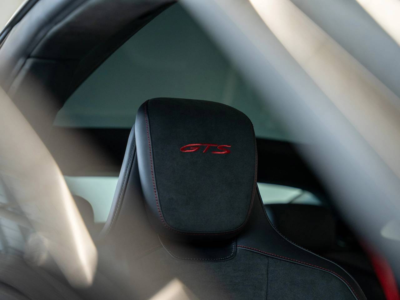 Taycan GTS (1) image 27