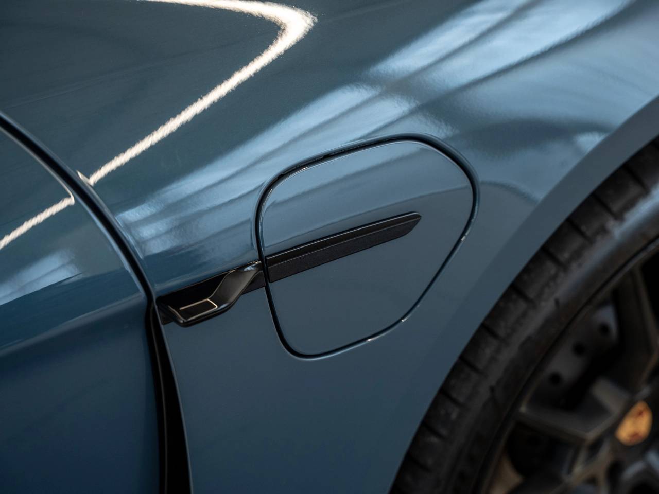 Taycan GTS (1) image 13