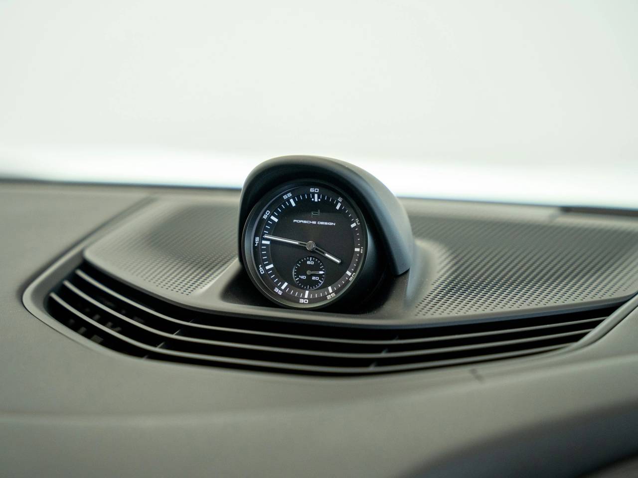 Taycan GTS (1) image 20