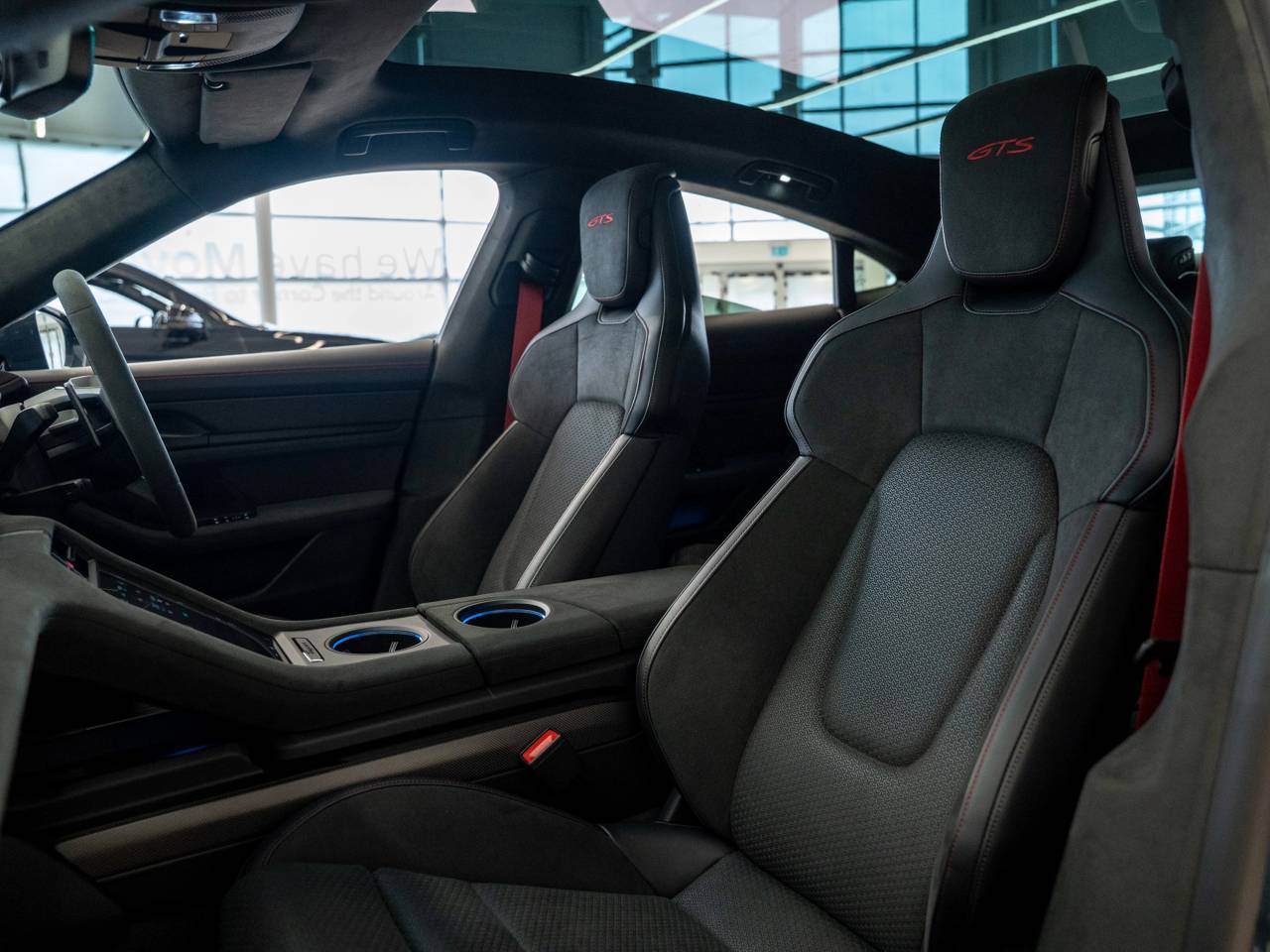 Taycan GTS (1) image 34