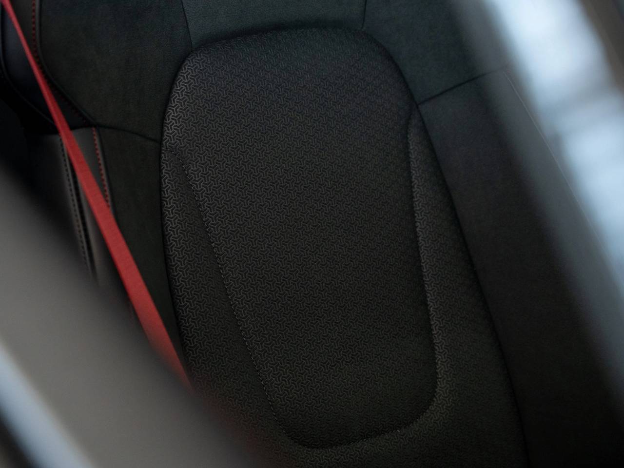 Taycan GTS (1) image 29