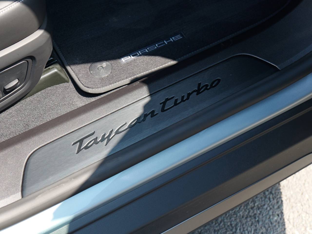 Taycan TURBO SPORT TURISMO (1) image 29
