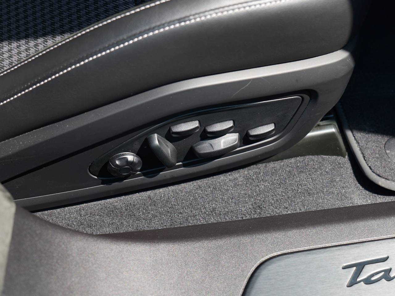 Taycan TURBO SPORT TURISMO (1) image 35
