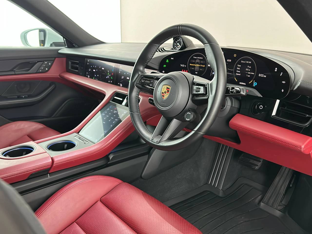 Taycan BASE SPORT TURISMO (12) image 31