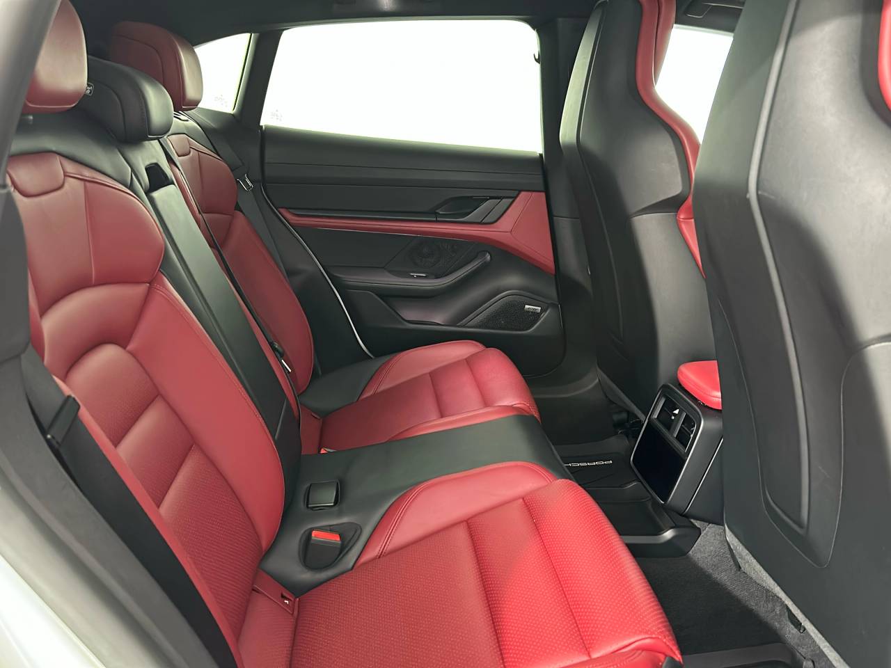 Taycan BASE SPORT TURISMO (12) image 11