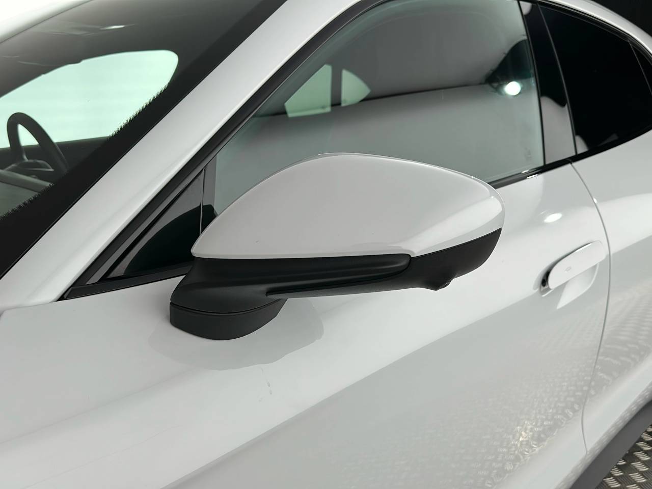Taycan BASE SPORT TURISMO (12) image 33