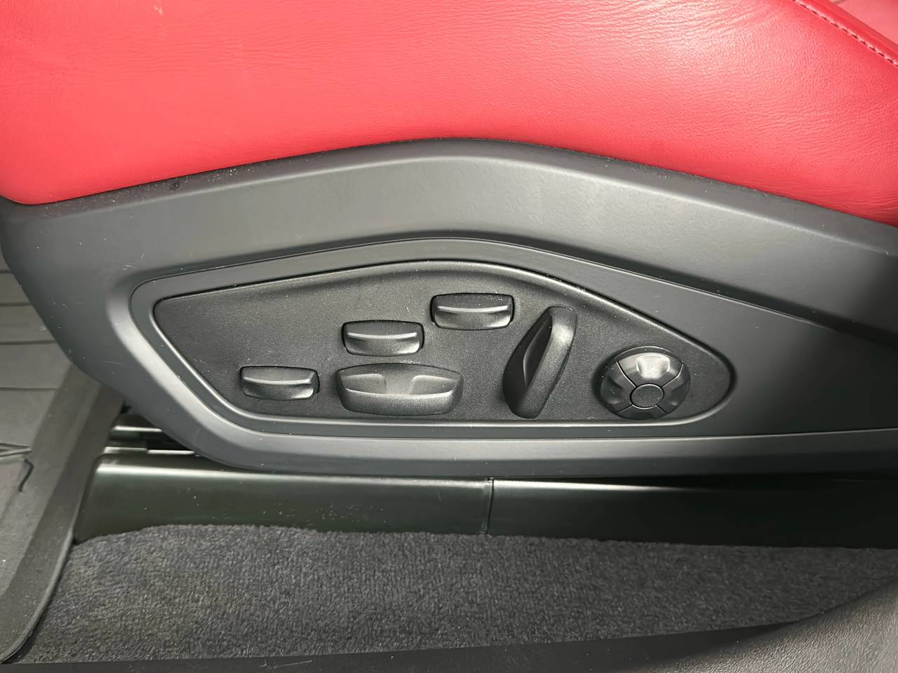 Taycan BASE SPORT TURISMO (12) image 10