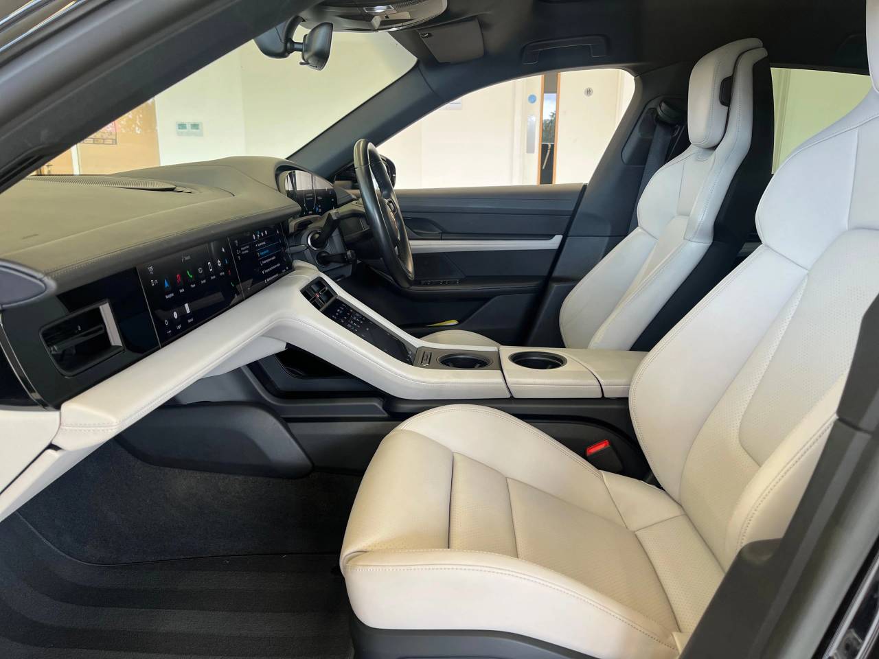 Taycan 4S SPORT TURISMO (5) image 38
