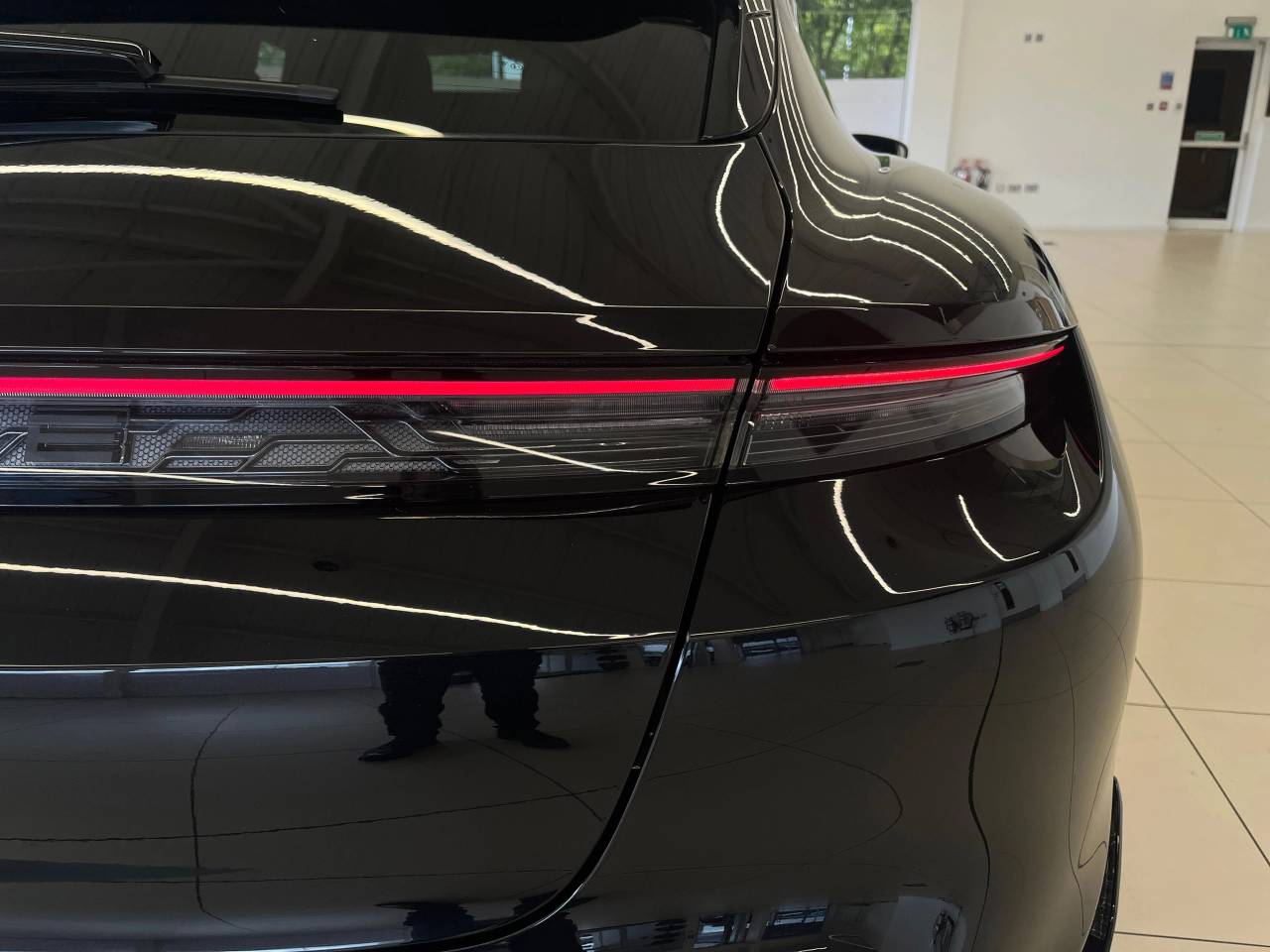 Taycan 4S SPORT TURISMO (5) image 12