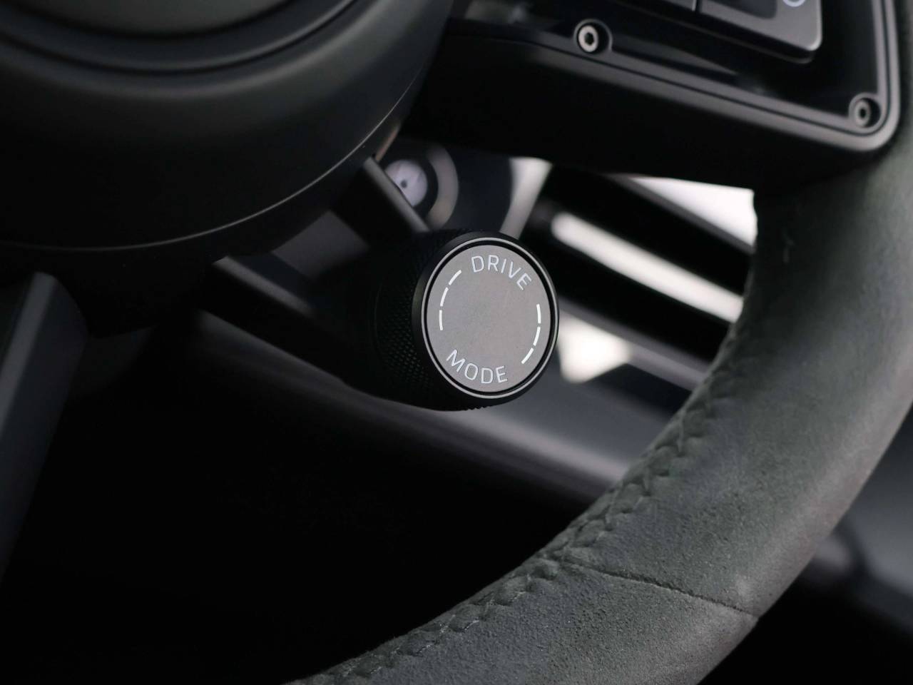 Taycan TURBO SPORT TURISMO (2) image 24