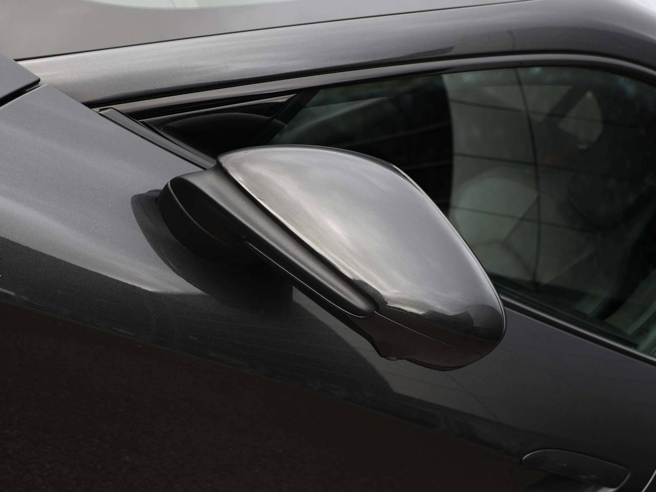 Taycan TURBO SPORT TURISMO (2) image 12