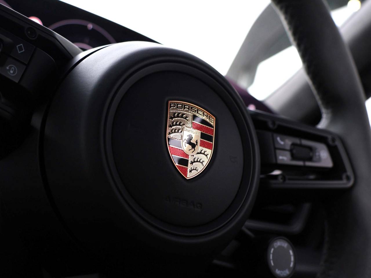 Taycan TURBO SPORT TURISMO (2) image 32