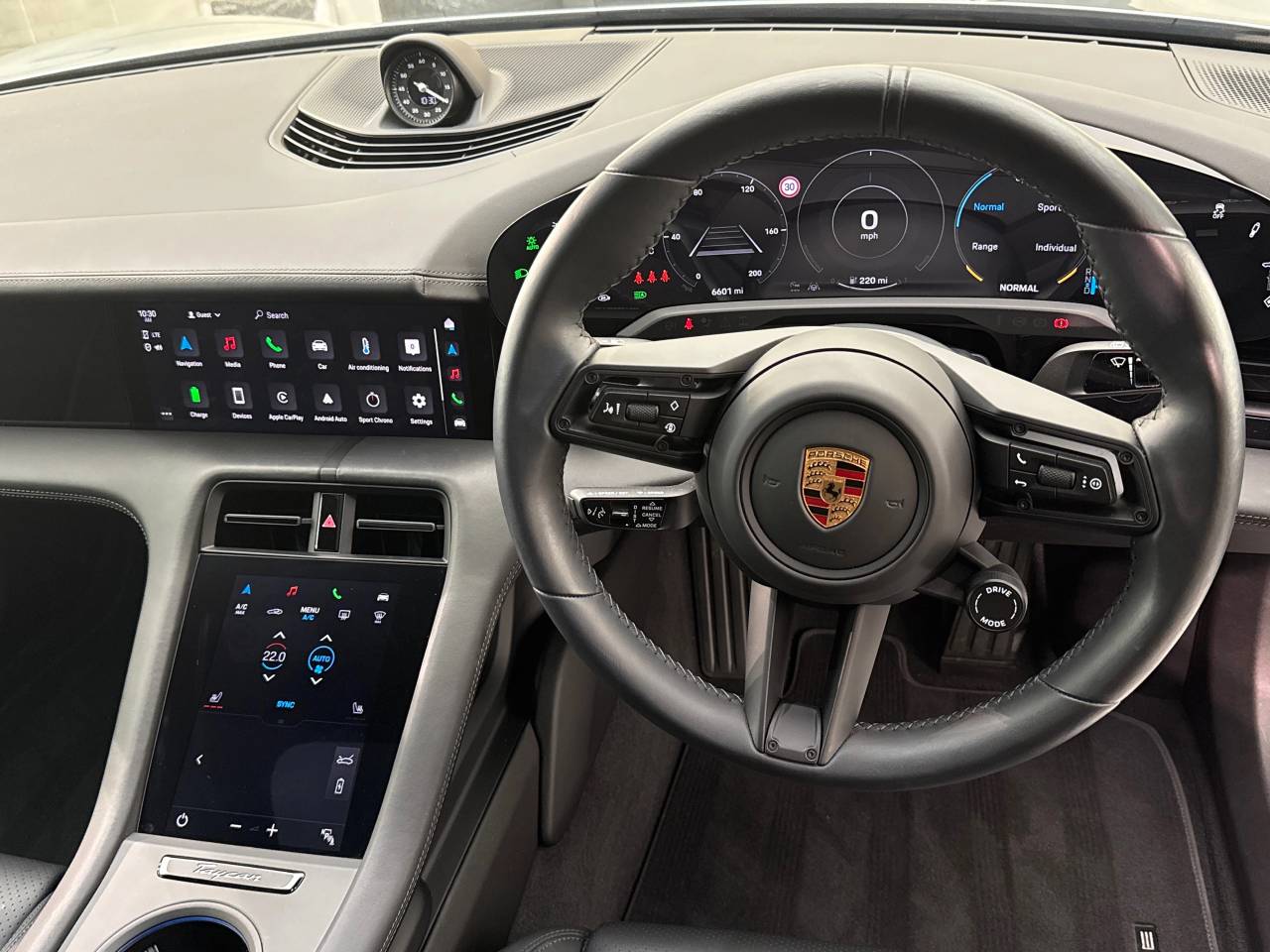 Taycan 4S SPORT TURISMO (13) image 19