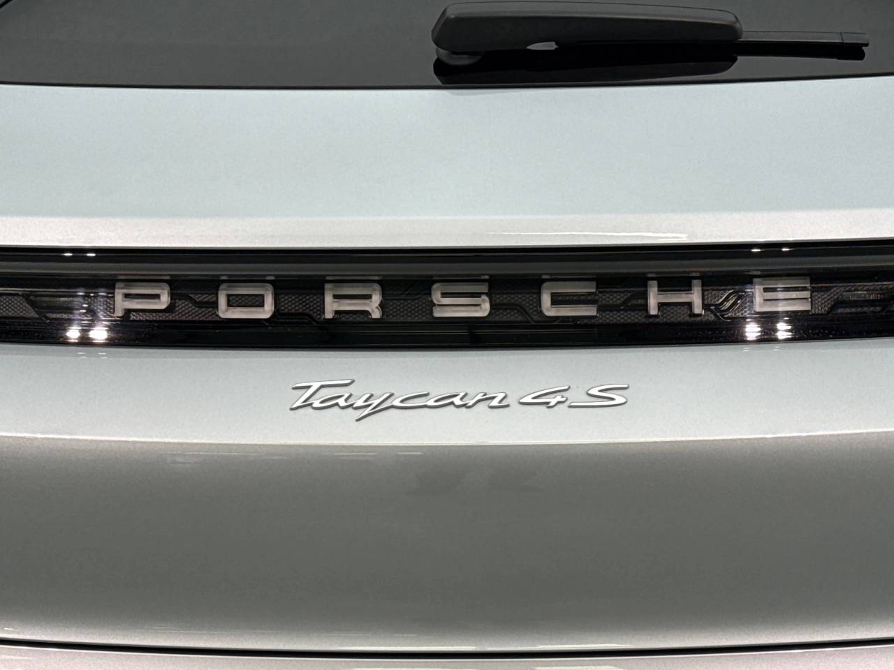 Taycan 4S SPORT TURISMO (13) image 17
