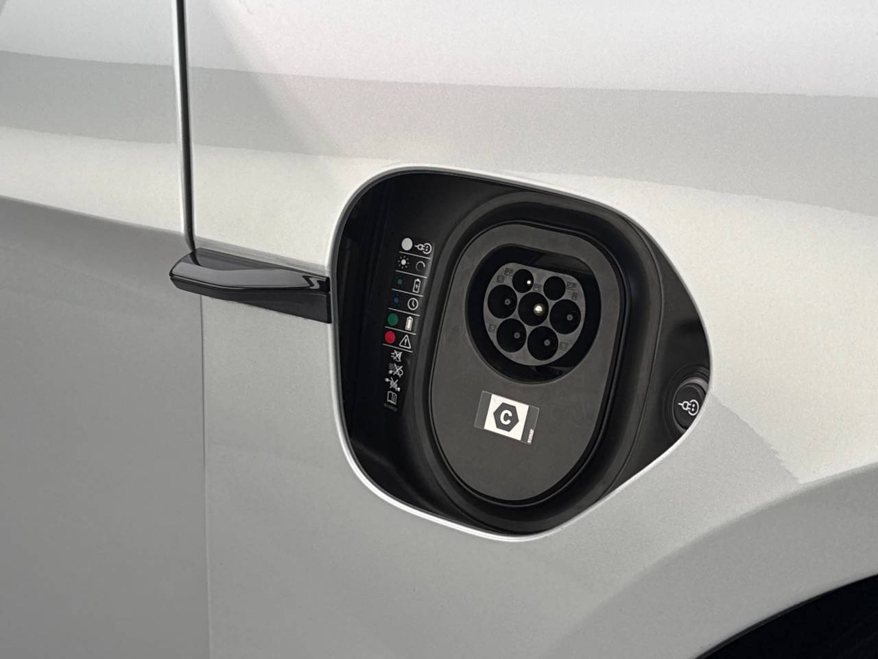 Taycan 4S SPORT TURISMO (13) image 15