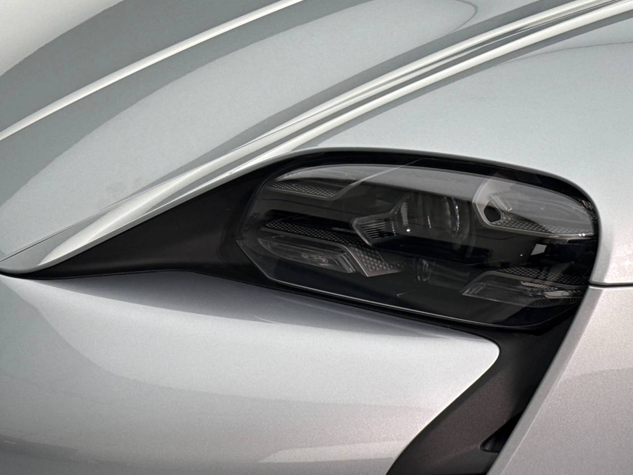 Taycan 4S SPORT TURISMO (13) image 12