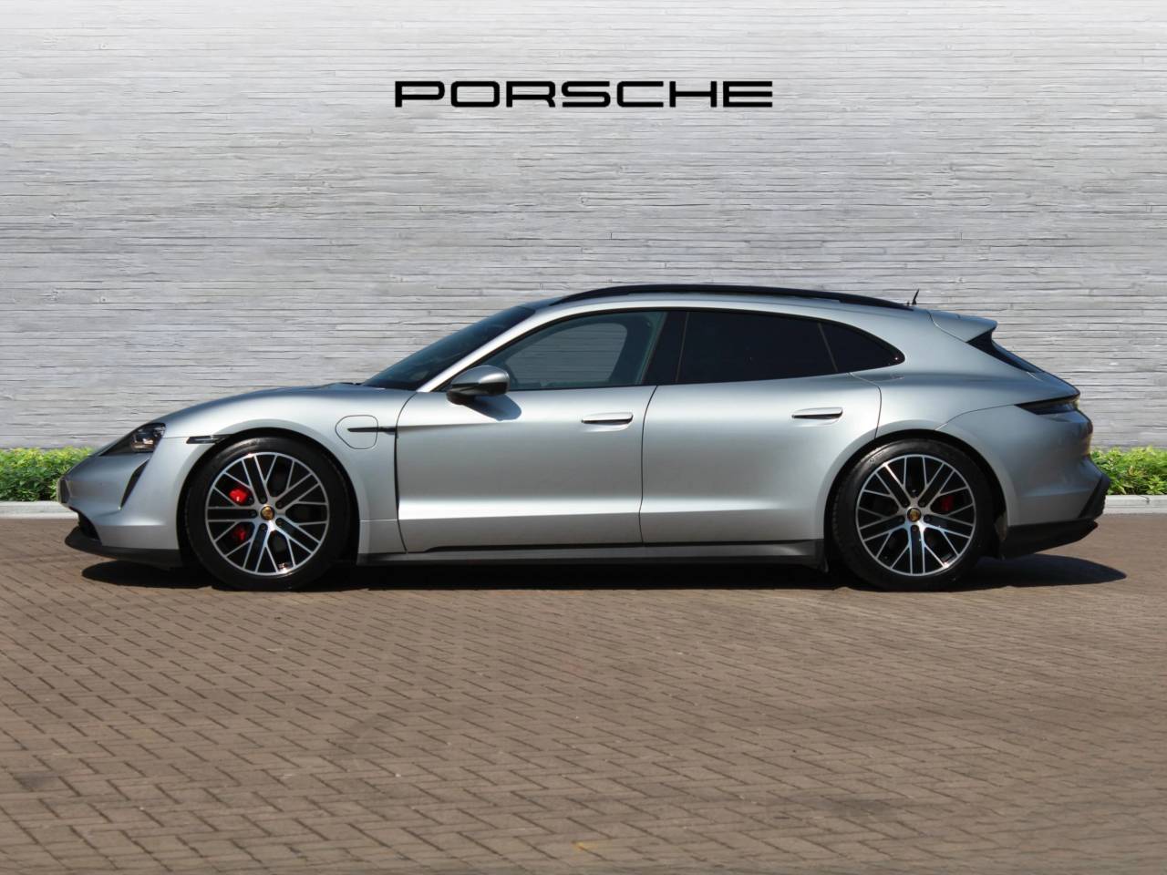 Taycan 4S SPORT TURISMO (10) image 06